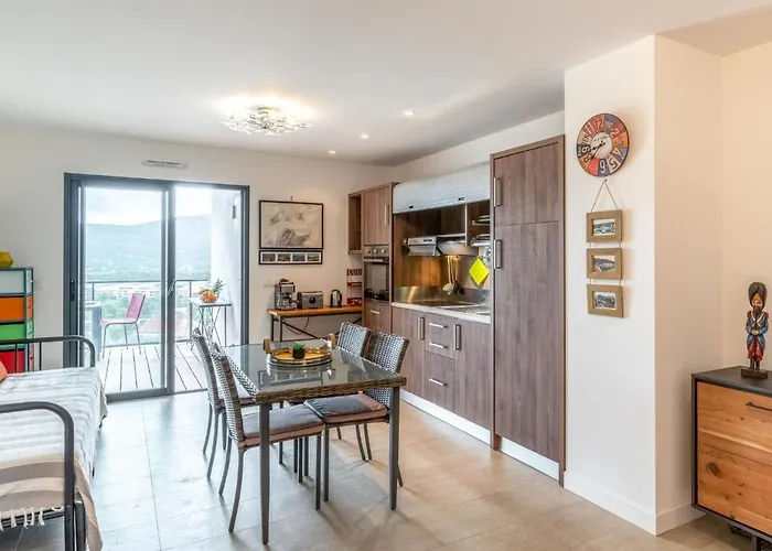 Chateau-20 By Interhome * ポルトヴェッキオ